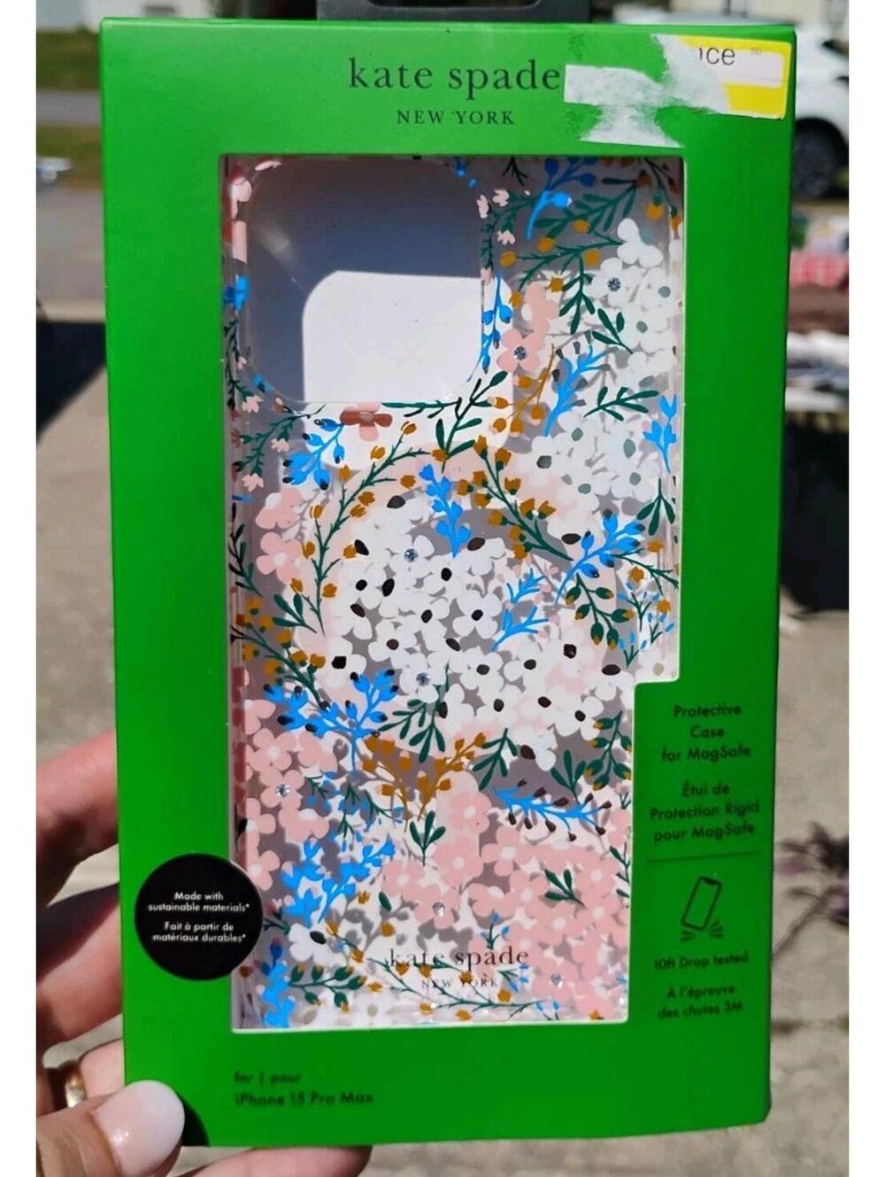 Kate Spade New York Case 15 Pro Max Protective, MagSafe Flowers design .